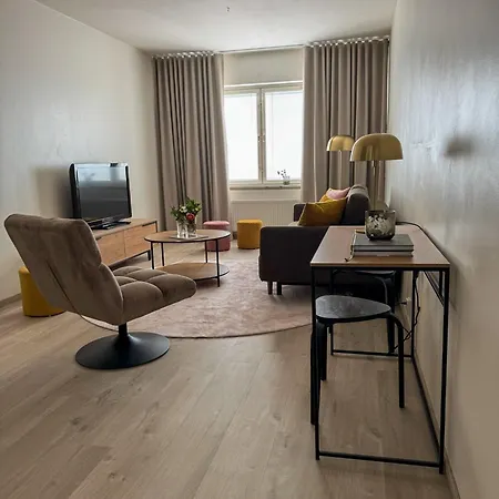 A Beautiful Renovated Floor In Center