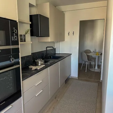 Apartmán A Beautiful Renovated Floor, 5th In Center *
